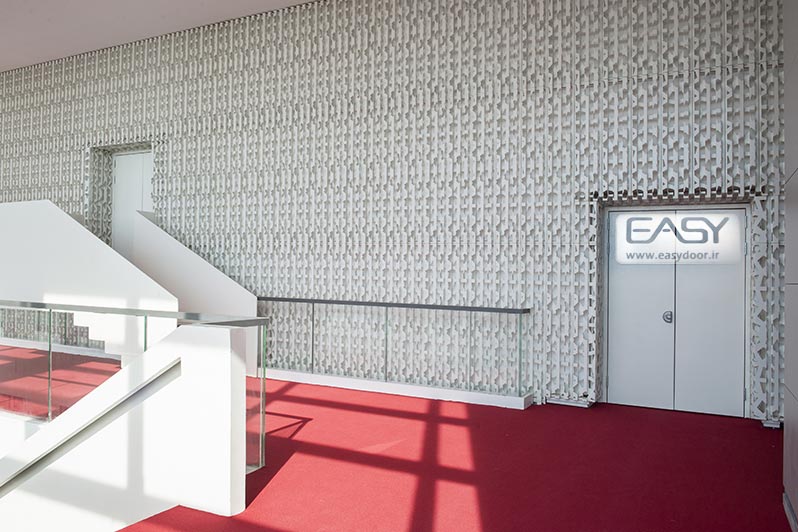 نصب درب های استیل پلاست آسان درب